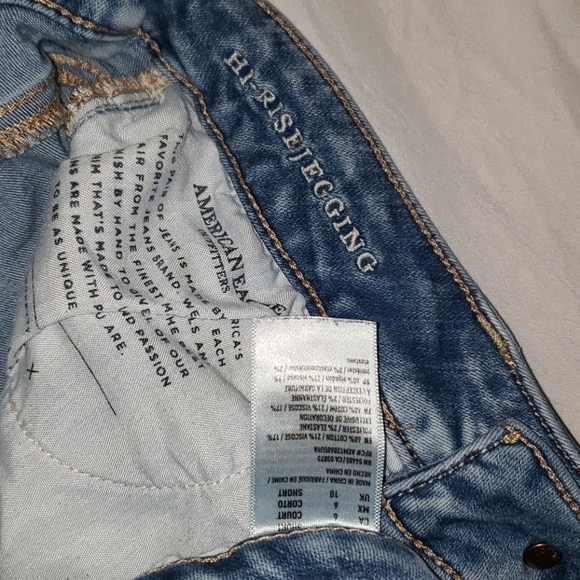 American Eagle high rise distress jeggings - Picture 3 of 4